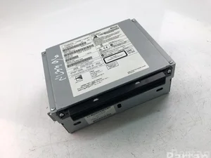 Volvo 31396096AA V40 Наклонная задняя часть 2016 Компакт диск-радио