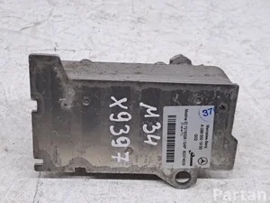 Mercedes-Benz A0995001900 C-CLASS (W205) 2016 Radiador de aceite, transmisión automática