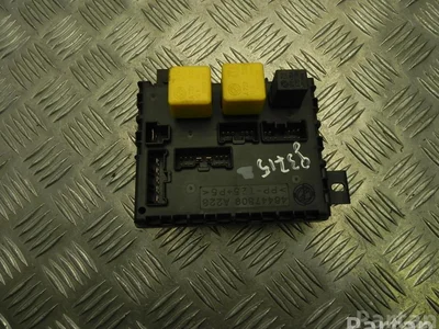 Alfa Romeo 46447809 156 (932_) 2001 Boîte à fusibles - Image 1