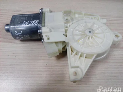 Mercedes-Benz A 212 906 68 02 / A2129066802 E-CLASS Coupe (C207) 2010 Moteur de lève-vitre Left Front - Image 1