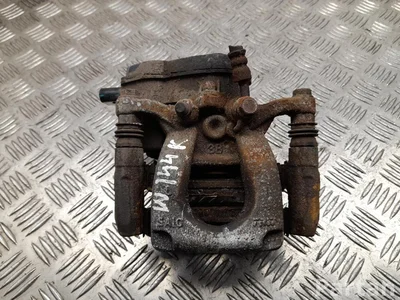 MG 32359692F ZS EV 2022 Zacisk hamulca z tyłu z lewej - Zdjęcie 1