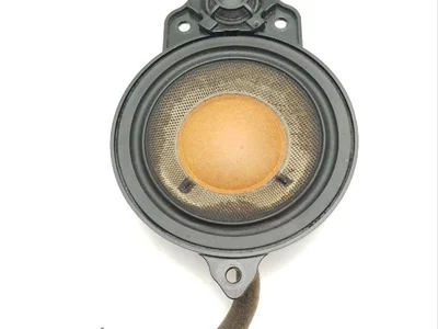 Audi 4H0035825 A8 (4H_) 2015 Haut-parleur - Image 1