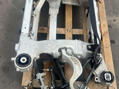 BMW 688943414, 6889444 iX 2023 poutre d'essieu arrière - Image 1