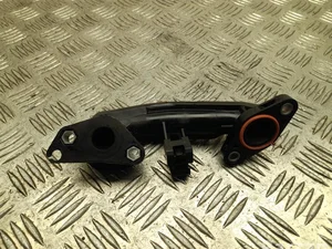 Toyota 25601-F3010 / 25601F3010 Yaris Cross XP210 2023 Tuyaux / Tubes