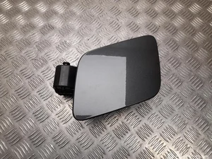 Kia 81595-AT000, 81595-AT500 / 81595AT000, 81595AT500 NIRO 2023 Porte du réservoir de carburant