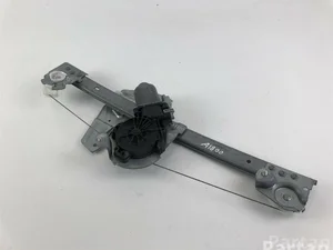 Toyota 69820-0H020 / 698200H020 AYGO (_B1_) 2007 Motor para subida de ventanas