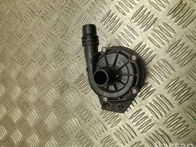 Opel 9827567880 Astra L Sports Tourer 2024 Pompe à eau supplémentaire - Image 1