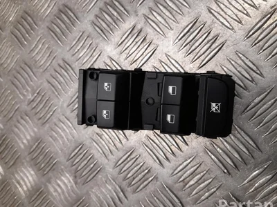 Kia 93570J7120 CEE'D (CD) 2021 Bouton de lève-vitre Left Front - Image 1