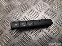 Mercedes-Benz A 205 905 84 09 / A2059058409 GLC (X253) 2016 Mehrfachschalter