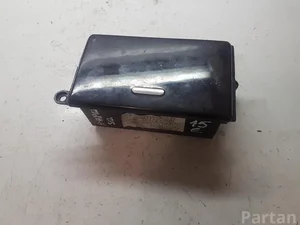 Audi 4D2863075 A8 (4D2, 4D8) 2001 Cendrier