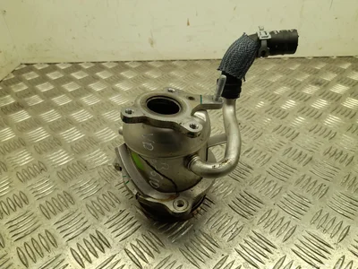 Nissan 147358452R Primastar III (X82) 2022 Refroidisseur - Image 1