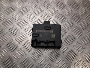 Volkswagen 5Q0 959 395 L / 5Q0959395L PASSAT Variant (3G5) 2022 Unité de commande pour porte Right Rear