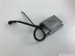 BMW B13J00906663 3 (E46) 2005 Unités de contrôle