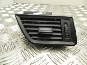 Škoda 5JA 819 702 H / 5JA819702H RAPID Spaceback (NH1) 2018 Évent