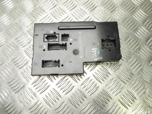 Mercedes-Benz A 212 906 05 05 / A2129060505 E-CLASS Coupe (C207) 2010 unité de contrôle