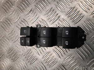 Toyota 84040-47080 / 8404047080 PRIUS (_W5_) 2016 Bouton de lève-vitre