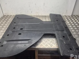 XPeng P7 2025 Защита дна двигателя