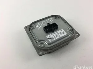 Volvo 1049.005.1500 / 10490051500 V40 Hatchback 2017 Aparato de mando