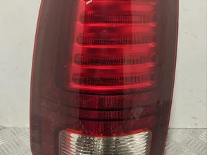 Dodge 50693B, MAGNA, 300471 RAM 1500 IV gen 2013 Feu arrière USA