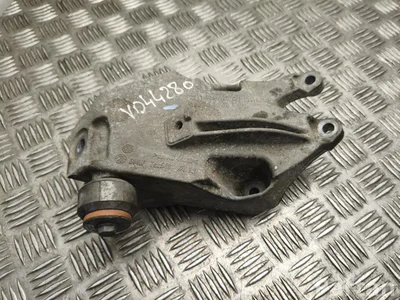 Gebrauchtes Original BMW 6864595, 6861565 3 (G21) 2021 Motorhalter - Bild 1