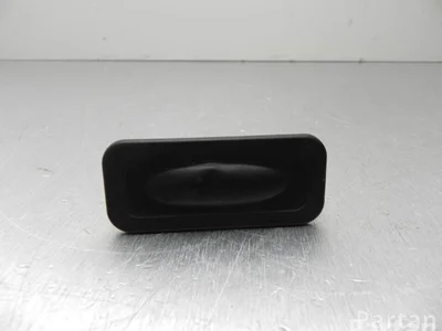 Renault 8200076256 LAGUNA III Grandtour (KT0/1) 2014 Bouton du coffre à bagages - Image 1