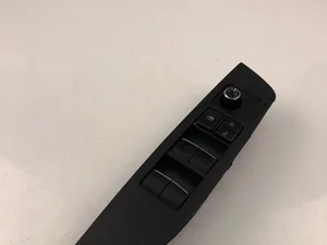Toyota 84040-02160 / 8404002160 C-HR (_X1_) 2018 Botón de elevación de ventanas