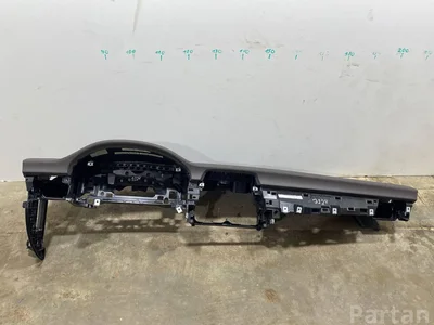 Mercedes-Benz A21886802287 CLS (C218) 2013 Tableau de bord - Image 1