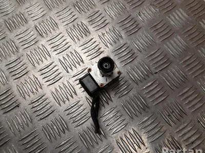 Mercedes-Benz 200637 W110 200D 1965 Commutateur multiple - Image 1