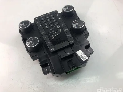 Volvo 31398642 V40 Hatchback 2015 Contrôle automatique de la climatisation - Image 1