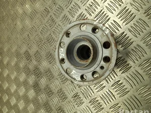 Mercedes-Benz A2973560100 EQE V295 2023 Roulement de roue Right Rear