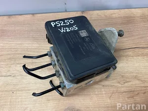 Mercedes-Benz A2059012800 ; A2054313612 / A2059012800, A2054313612 C-CLASS T-Model (S205) 2015 Control unit ABS Hydraulic