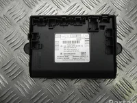 Mercedes-Benz A 221 870 43 93 / A2218704393 S-CLASS (W221) 2008 Unité de commande pour porte Right Rear Left Rear Left Front Right Front