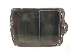 Maserati 06700753880 LEVANTE 2017 Toit ouvrant