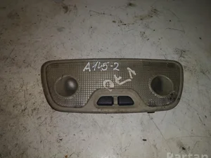 Volvo 9178936 V70 II (SW) 2004 Lumière intérieure