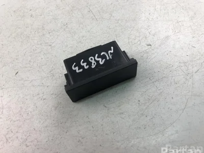 Toyota 83950-K0010 / 83950K0010 YARIS (_P13_) 2014 Дисплей - Изображение 1