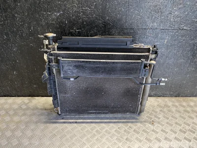 Kia 25460-2P000 / 254602P000 SORENTO II (XM) 2011 Radiateur complect Refroidisseur d'air comprimé intermédiaire Ventilateur de radiateur Condenseur - Image 1