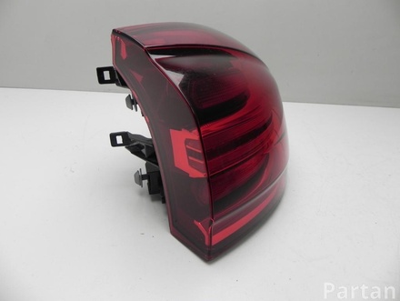 PORSCHE 7P5 945 208 R / 7P5945208R CAYENNE (92A) 2016 Taillight Right