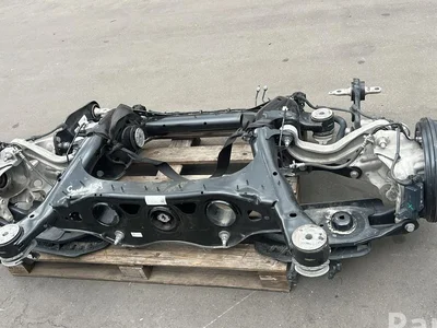 Volkswagen 1N3505235Q, 1T3500025 ID. Buzz 2024 poutre d'essieu arrière - Image 1