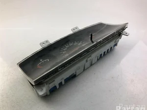 Mitsubishi MR148918 L 400 Box (PD_W, PC_W, PB_V, PA_W, PA_V) 1999 Tableau de bord