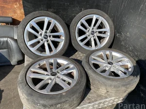 Audi 8Y0601025E A3 sedan (8YS) 2020 Jantes en alliage complect 5x112  R17 EJ 8.0 ET46