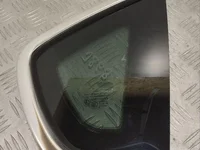 Maserati 43R00043 QUATTROPORTE VI 2014 Türscheibe feststehend hinten rechts