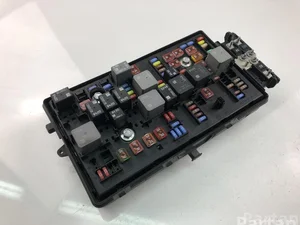 Opel 13345496 INSIGNIA A (G09) 2010 Boîte à fusibles