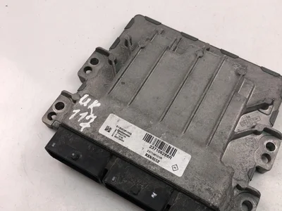 Renault 237106288R; 237106101R / 237106288R, 237106101R MEGANE IV (B9A/M_) 2015 Unité de contrôle moteur - Image 1