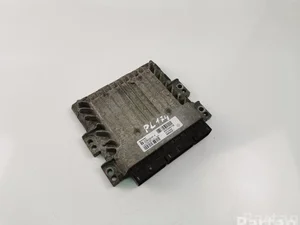 Renault 237103571R; S180153105A / 237103571R, S180153105A MEGANE III Hatchback (BZ0_) 2012 Unidad de control del motor