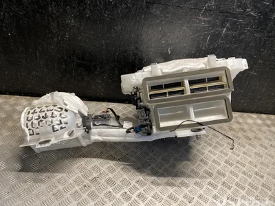 Opel 9808405080, 9832228080 Combo E 2020 Corps de soufflante - Image 1