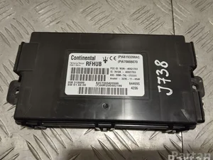 Maserati 68193398AC GHIBLI (M157) 2015 Unité de contrôle pour l'accès et l'autorisation de démarrage (kessy)