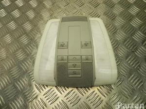 Mercedes-Benz A 204 820 59 01 / A2048205901 C-CLASS (W204) 2008 Lumière intérieure