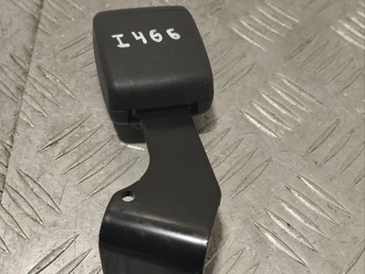 Maserati 634173700C, 634172900A LEVANTE 2019 Boucle de ceinture de sécurité - Image 1