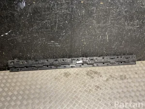 BMW 7425460 X5 (G05) 2018 Cubierta del lateral right side