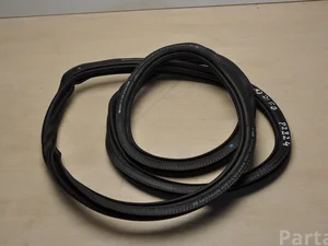 Audi 8Y4833721B A3 hatchback (8YA) 2023 Joint d'étanchéité de porte Right Rear